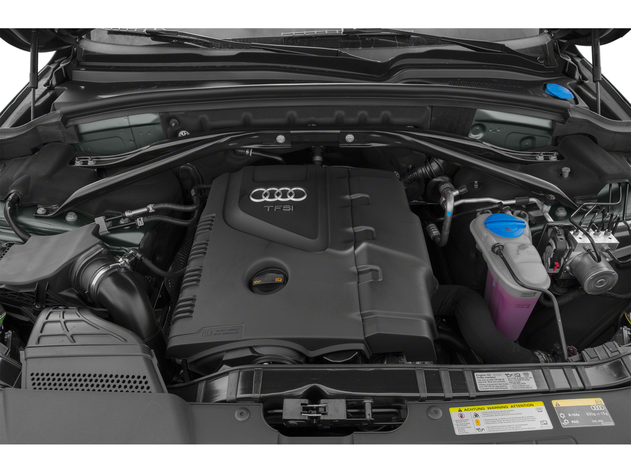 2015 Audi Q5 2.0T Premium Plus W/ REARVIEW CAMERA & PANORAMIC SUNROOF