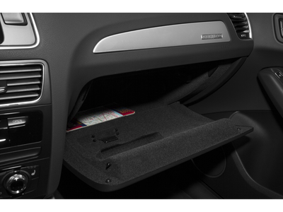 2015 Audi Q5 2.0T Premium Plus W/ REARVIEW CAMERA & PANORAMIC SUNROOF