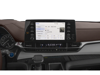 2025 Toyota Sienna Platinum