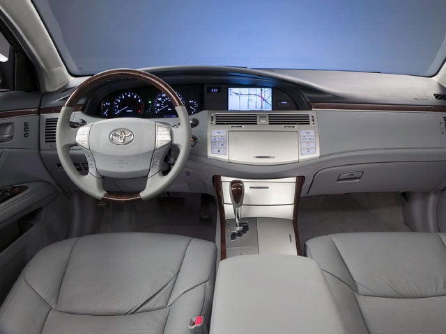 2009 Toyota AVALON XLS