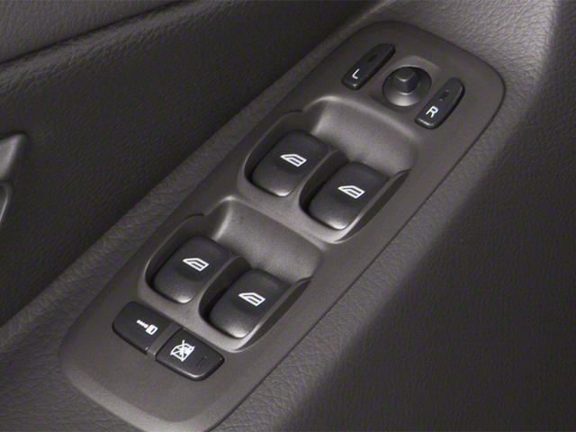 2011 Volvo XC90 3.2 W/ LEATHER & REAR PARK ASSIST