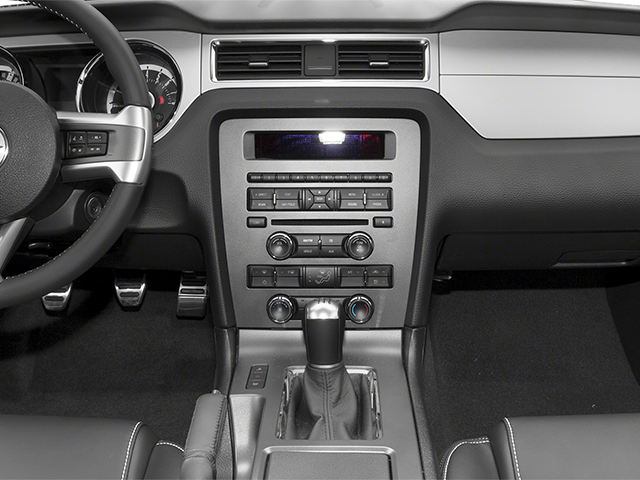 2013 Ford Mustang V6 Premium