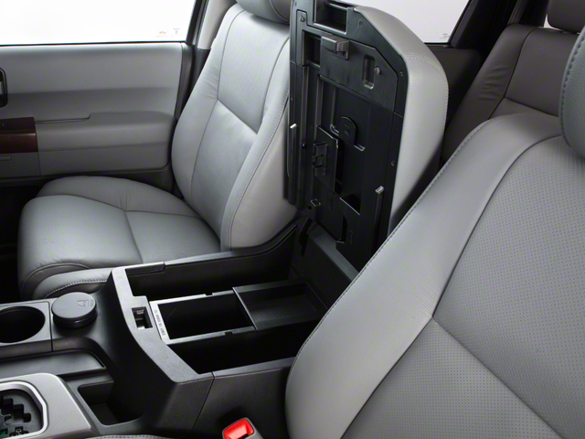 2013 Toyota Sequoia SR5