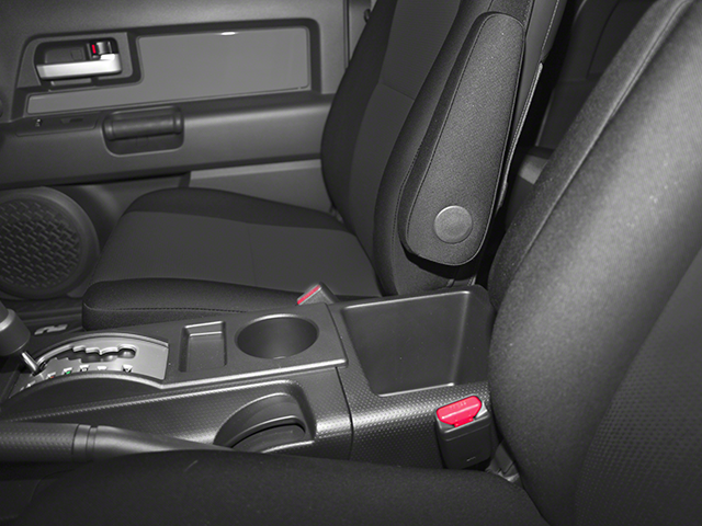 2014 Toyota FJ Cruiser 4DR 4WD AT