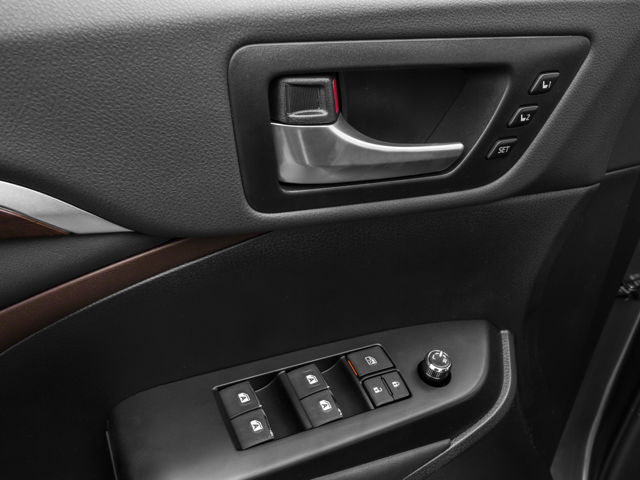 2016 Toyota Highlander Limited Platinum