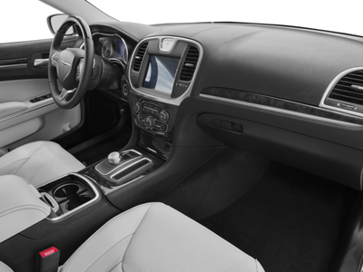 2017 Chrysler 300 300C