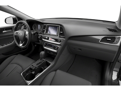 2018 Hyundai Sonata Limited W/ REARVIEW CAMERA & PARKING SENSORS