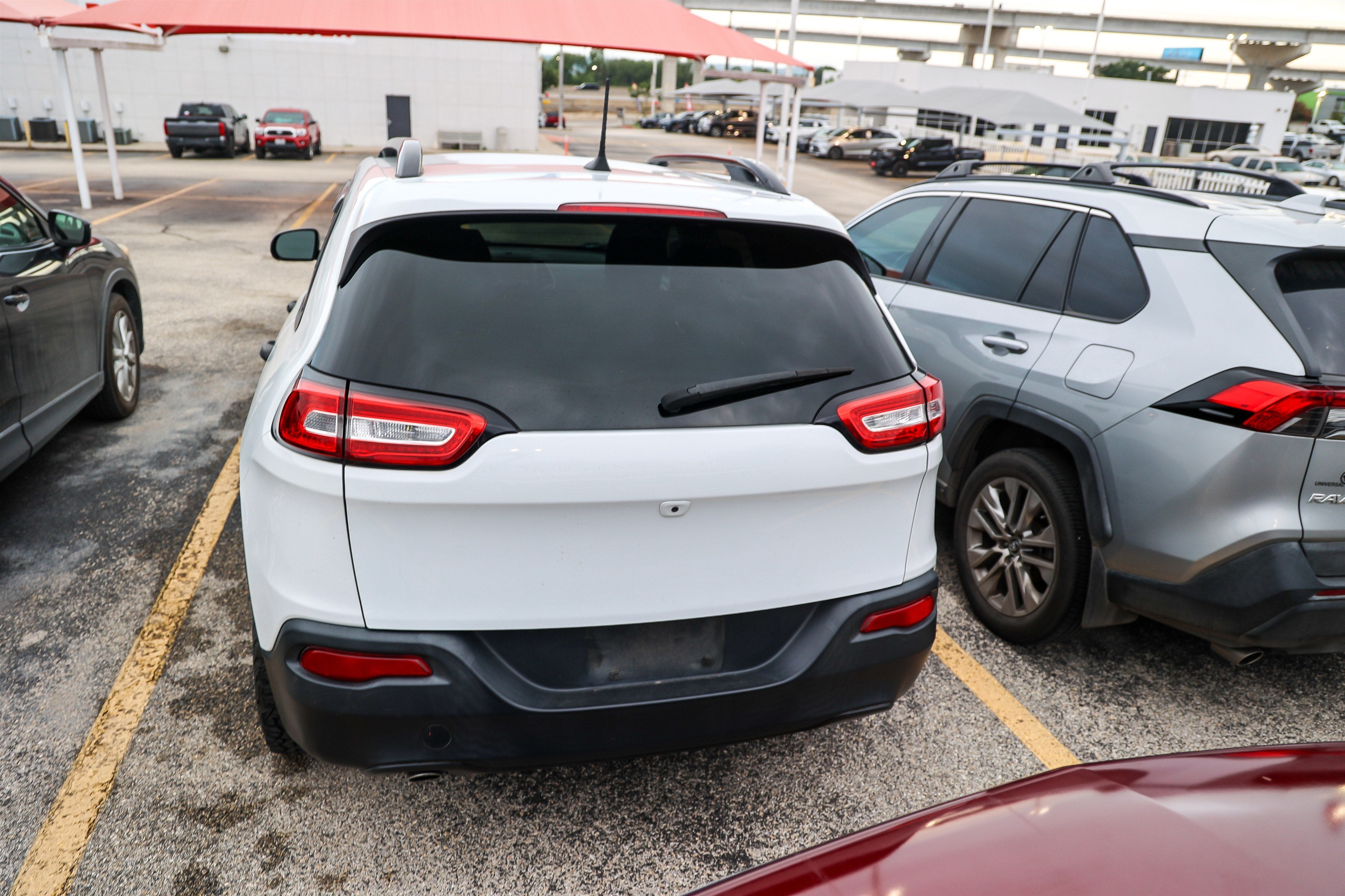2017 Jeep Cherokee Sport