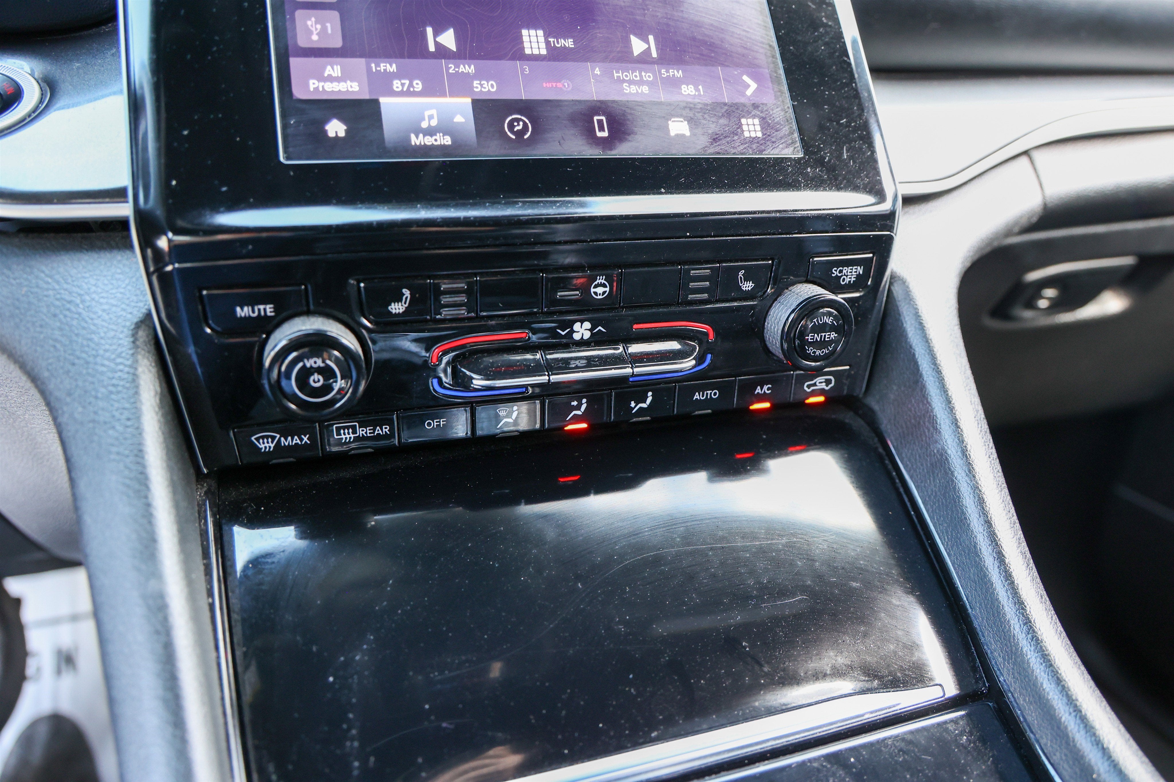 2022 Jeep Grand Cherokee L Altitude