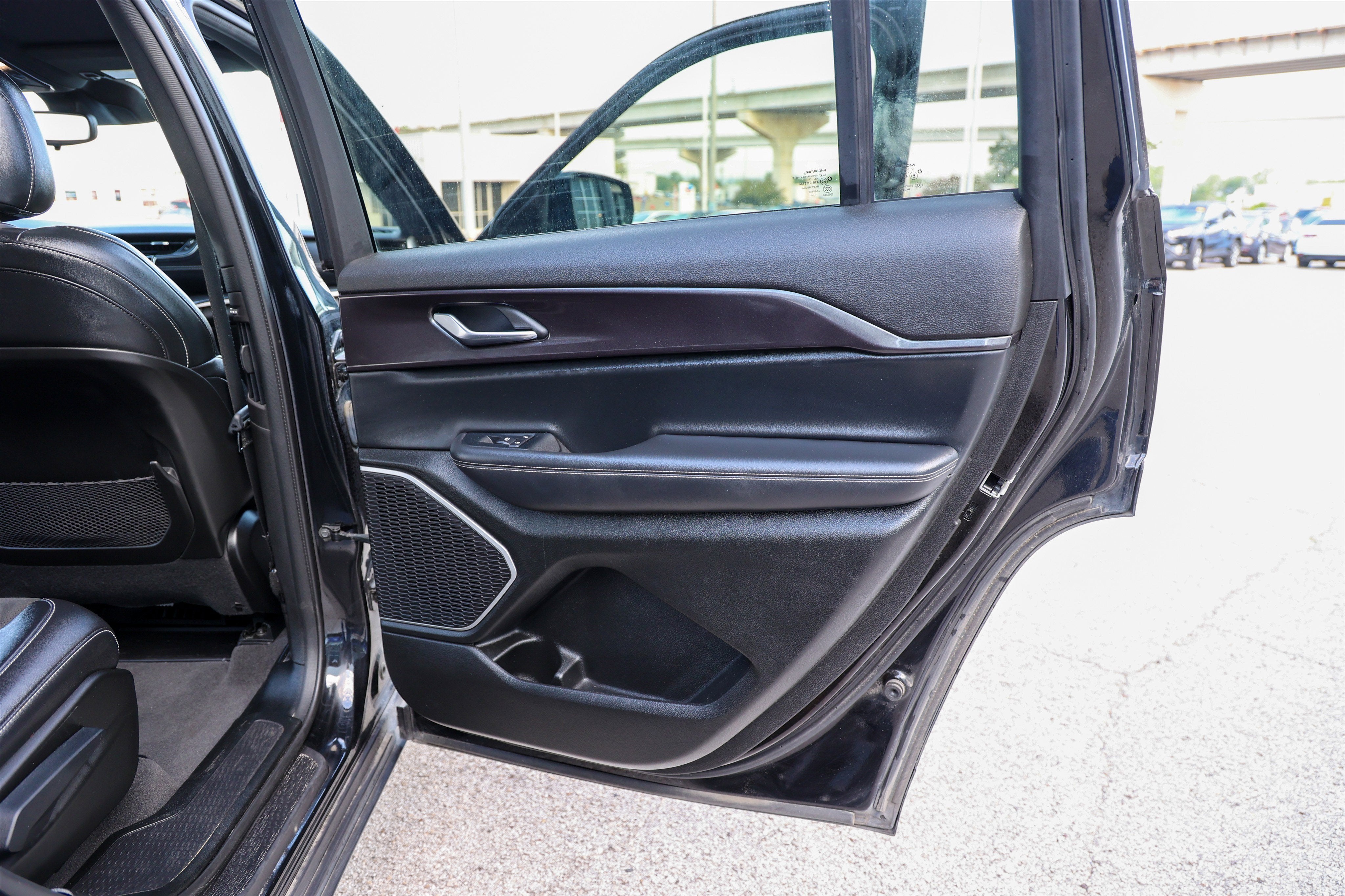 2022 Jeep Grand Cherokee L Altitude