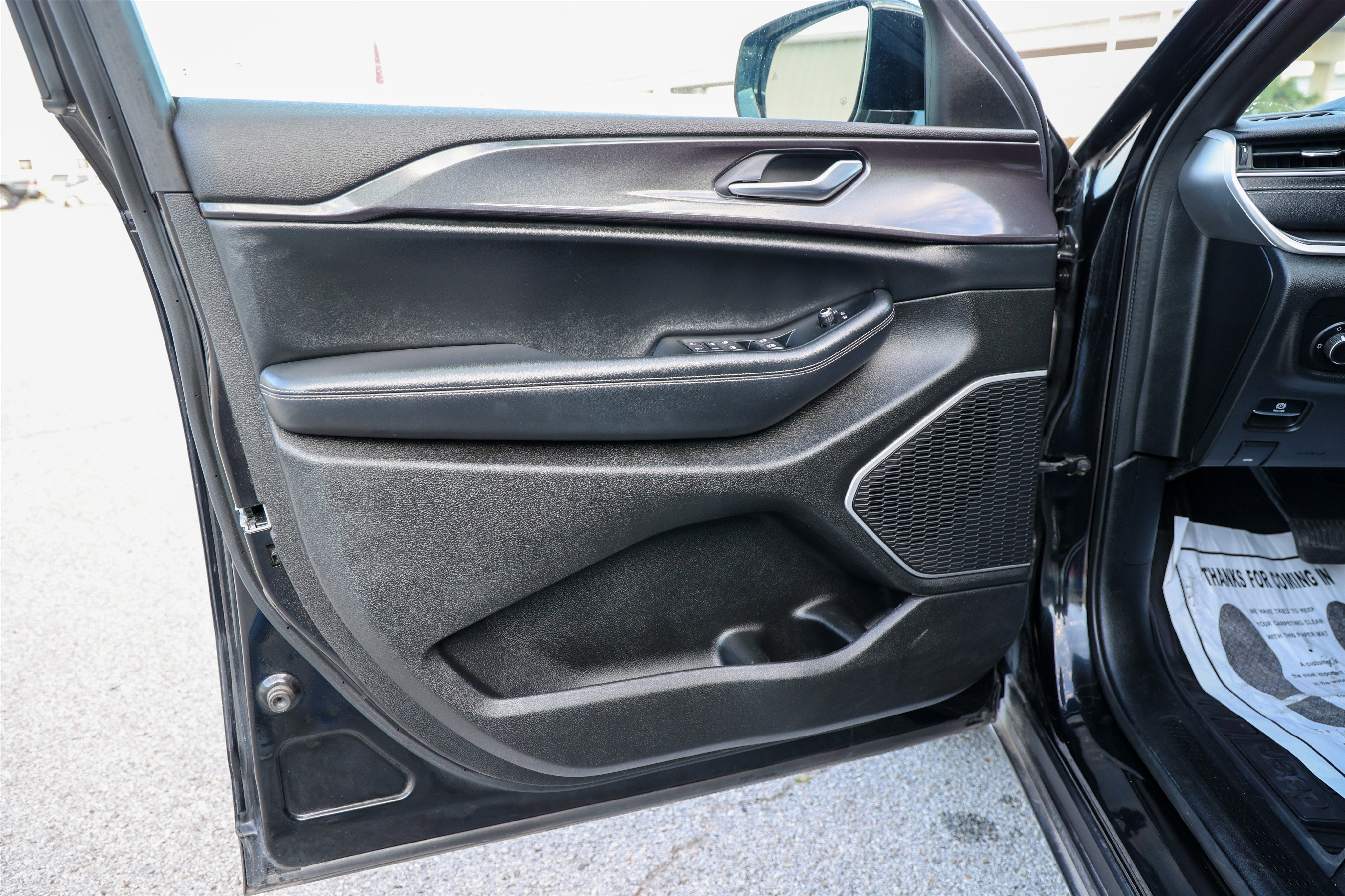 2022 Jeep Grand Cherokee L Altitude