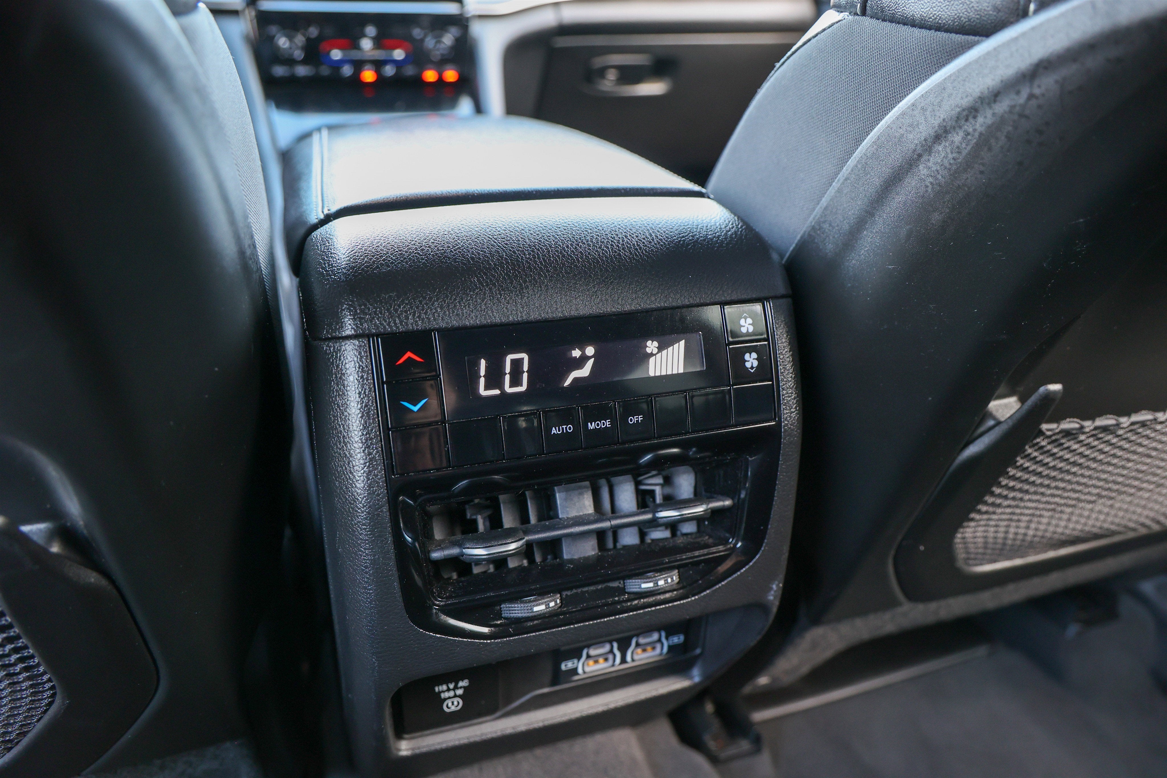 2022 Jeep Grand Cherokee L Altitude