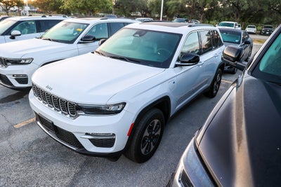 2024 Jeep Grand Cherokee 4DR 4WD