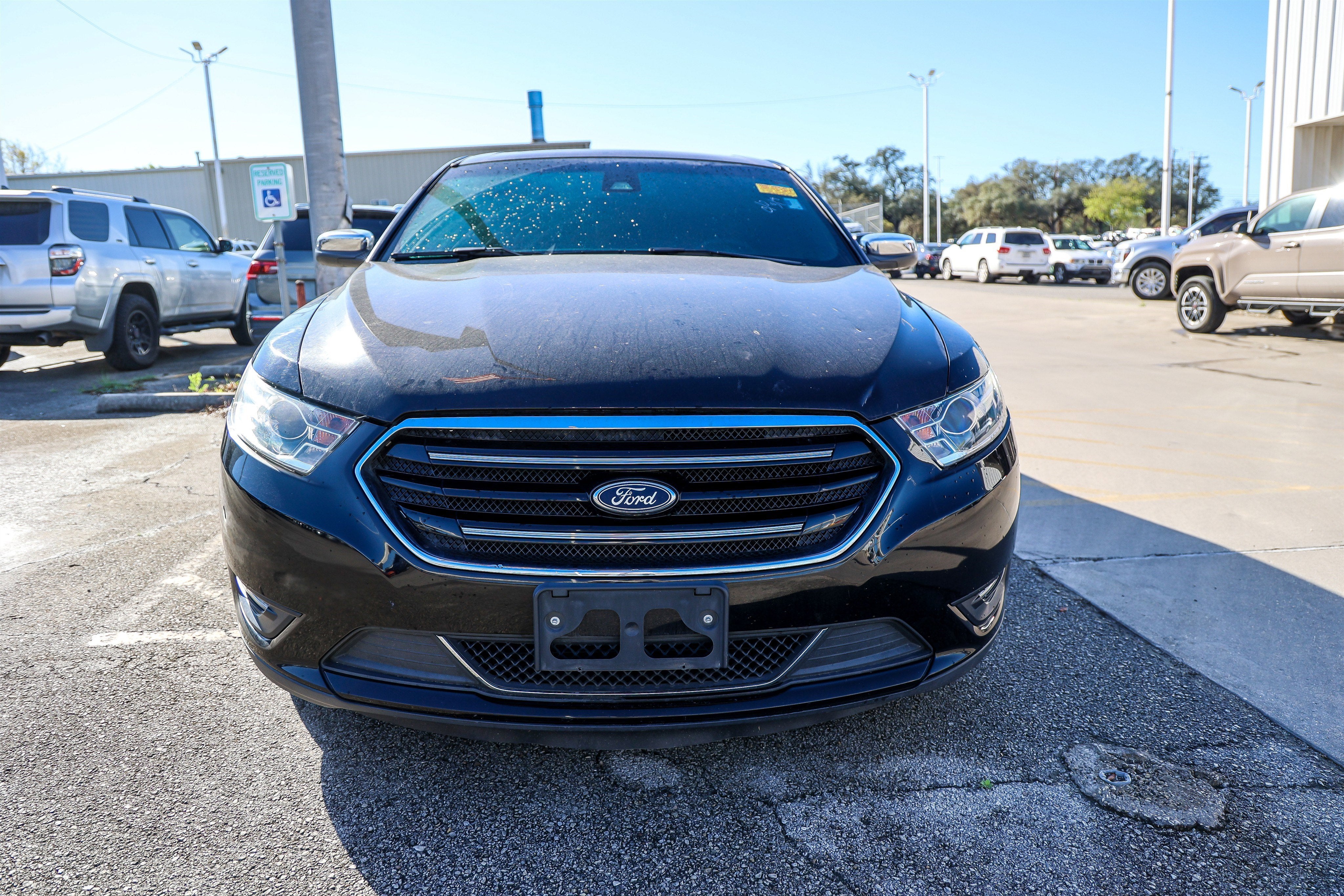 2018 Ford Taurus Limited