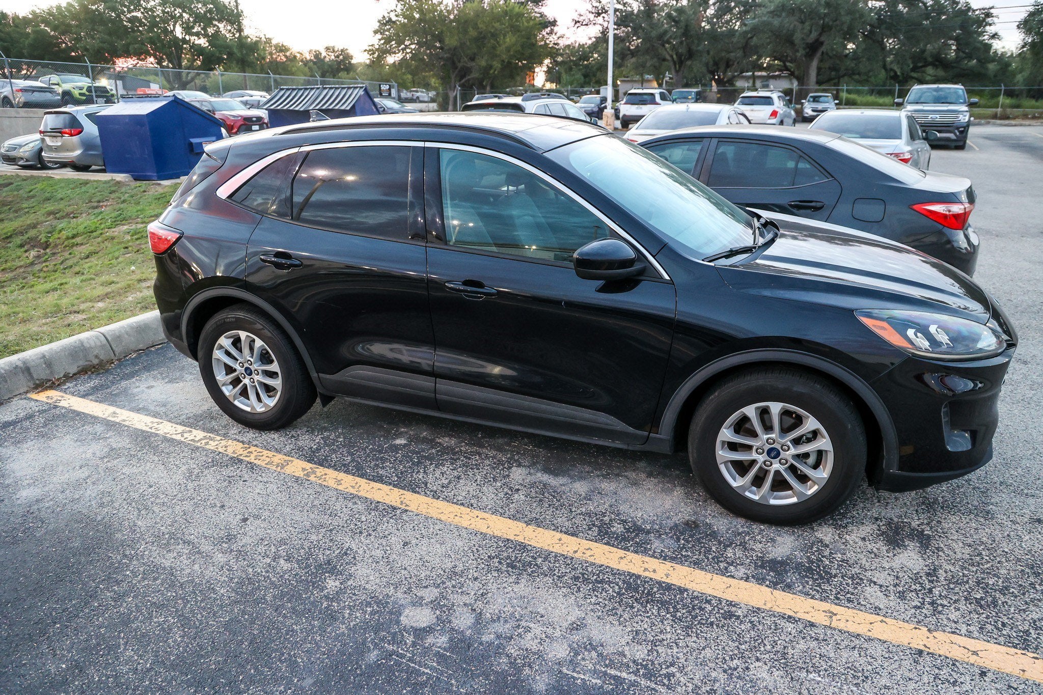2020 Ford Escape SE