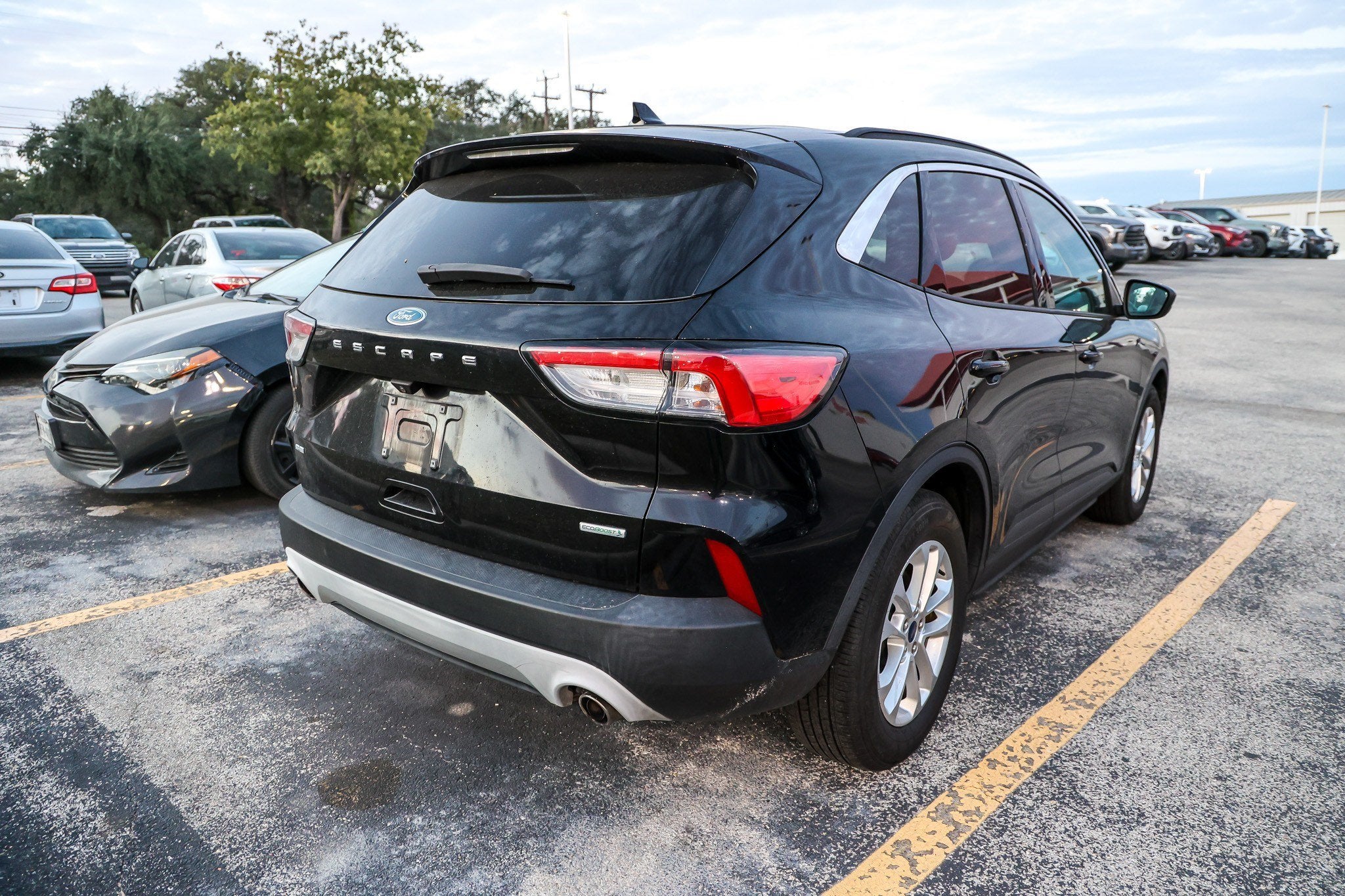 2020 Ford Escape SE