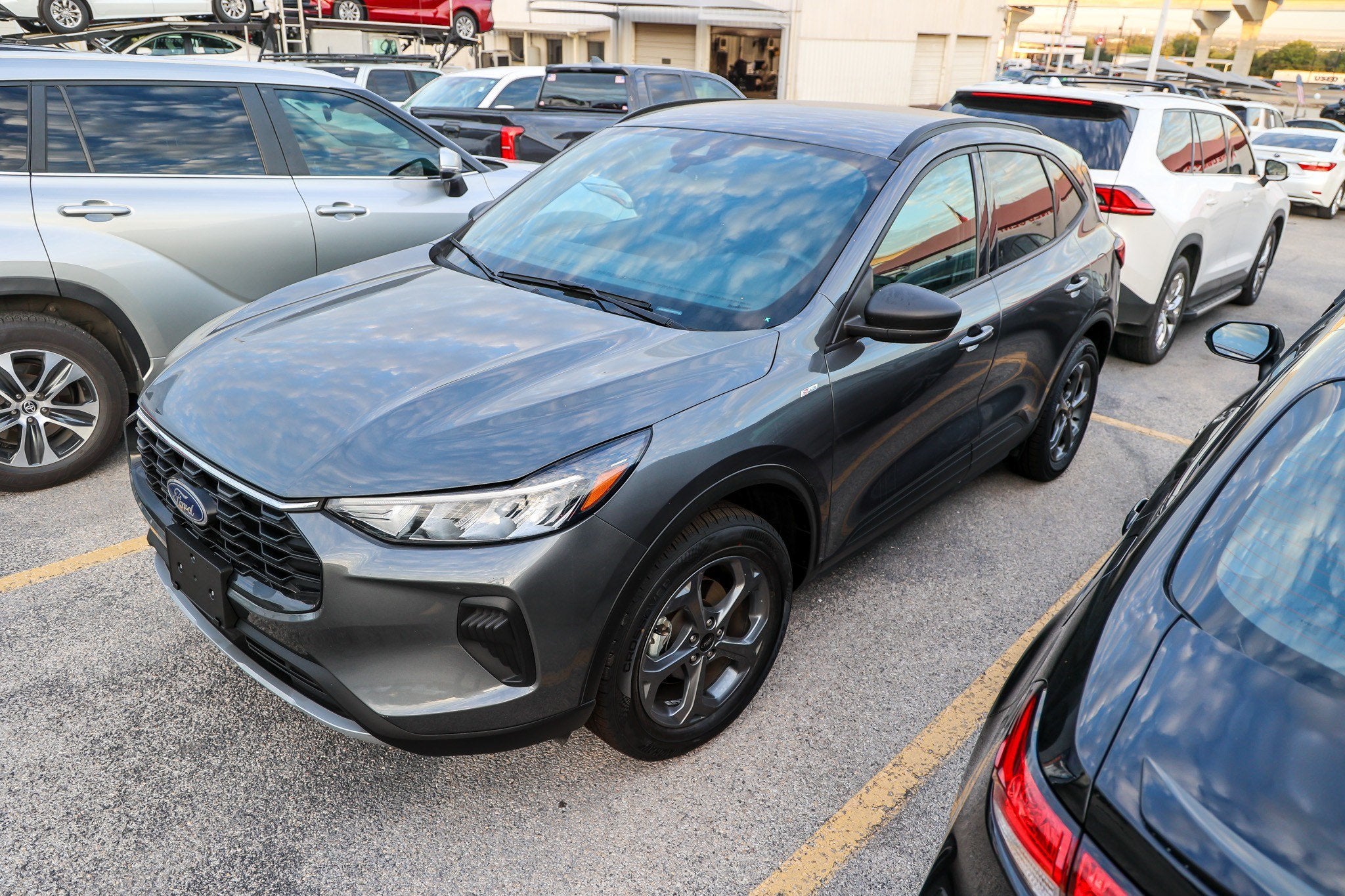 2025 Ford Escape ST-Line