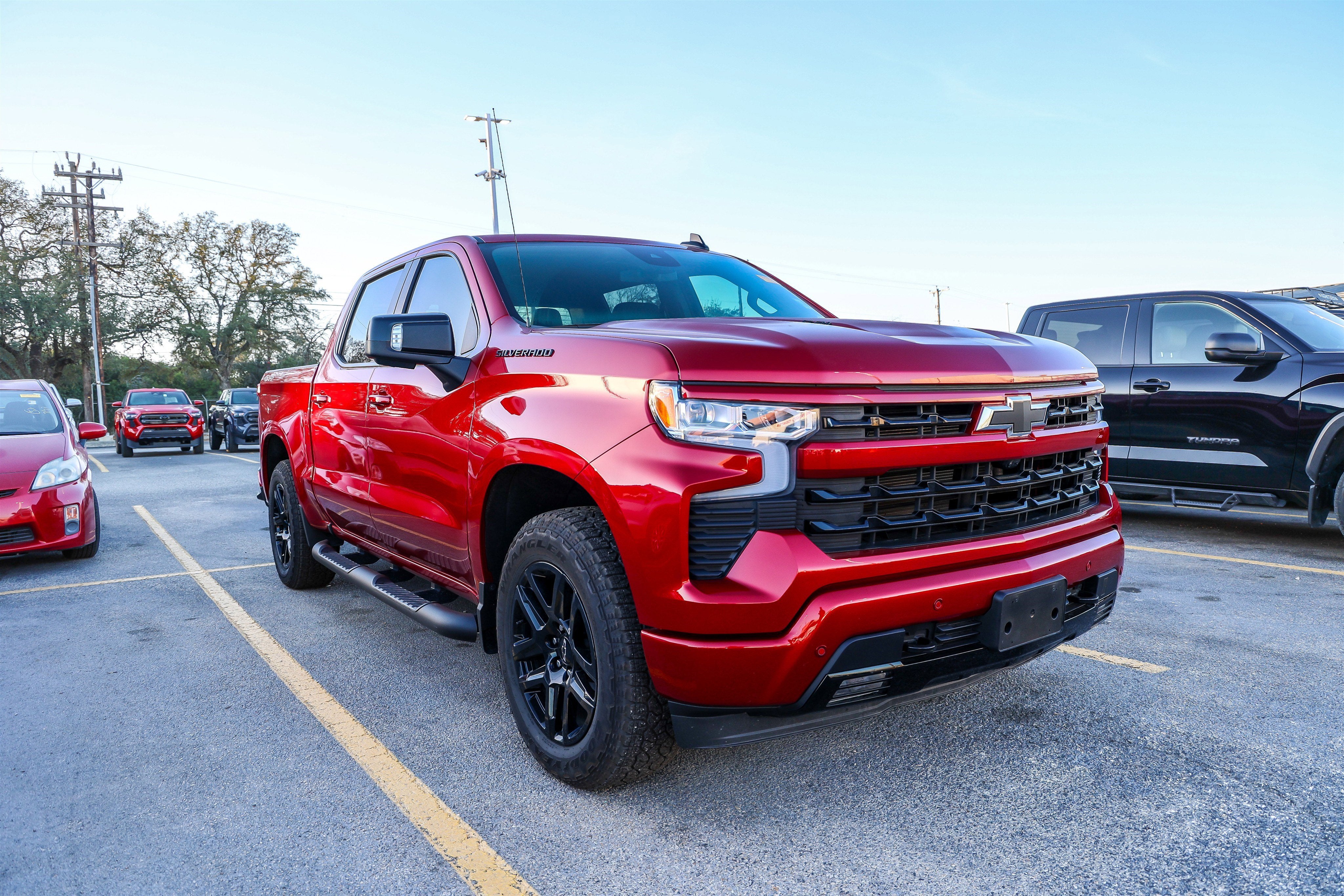 2025 Chevrolet Silverado RST