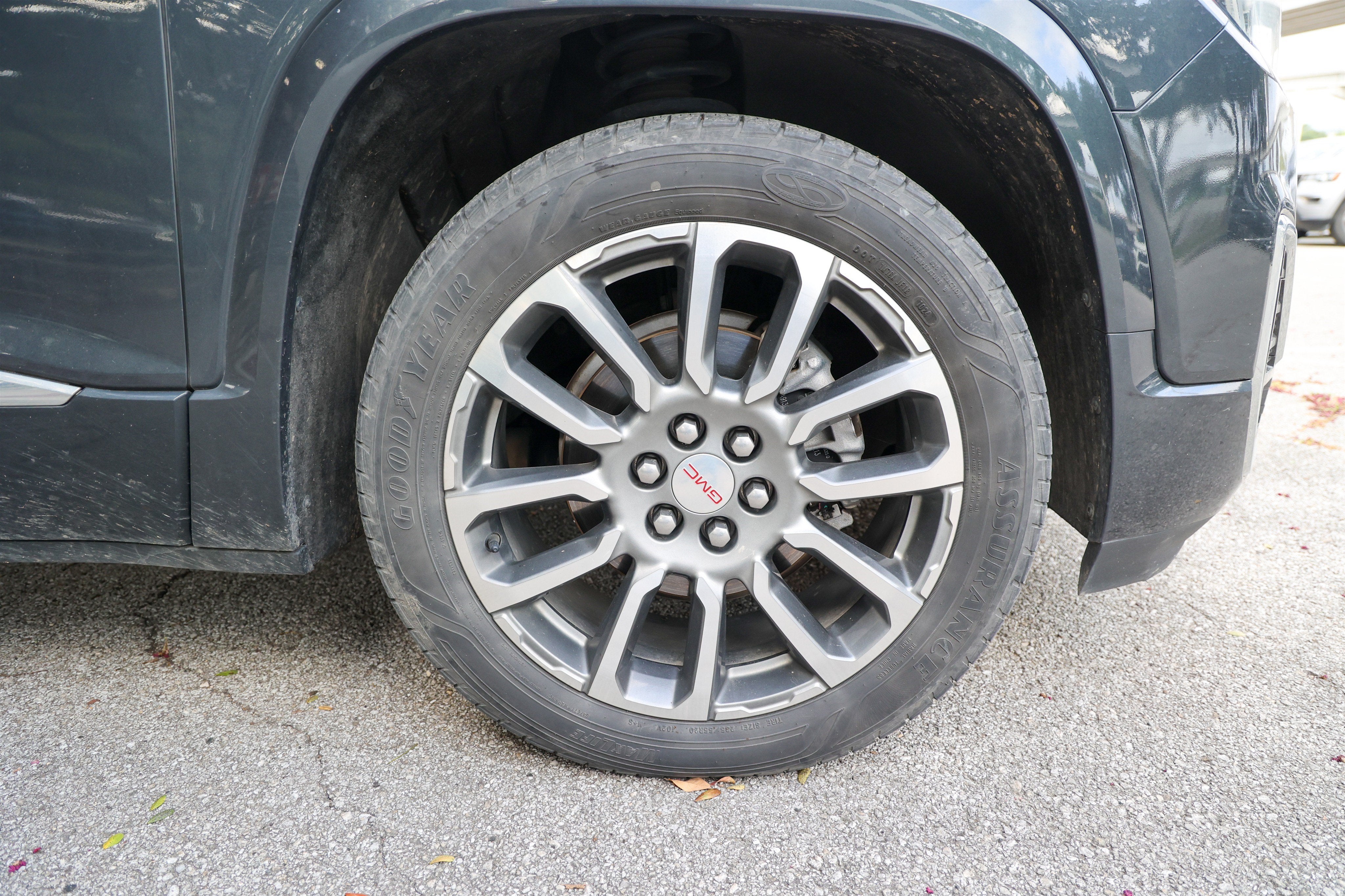 2021 GMC Acadia Denali