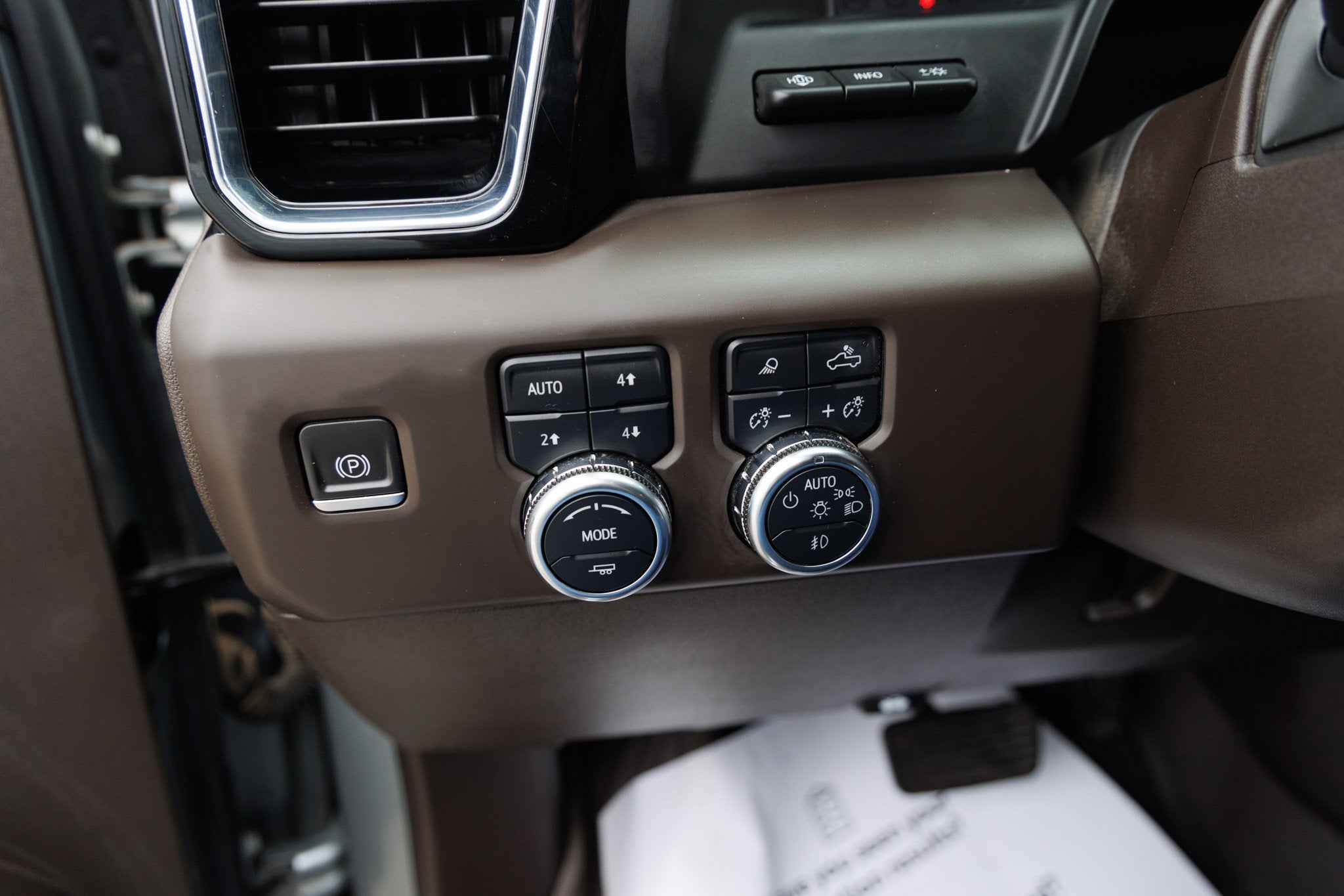 2024 GMC Sierra HD Denali