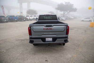 2024 GMC Sierra HD Denali