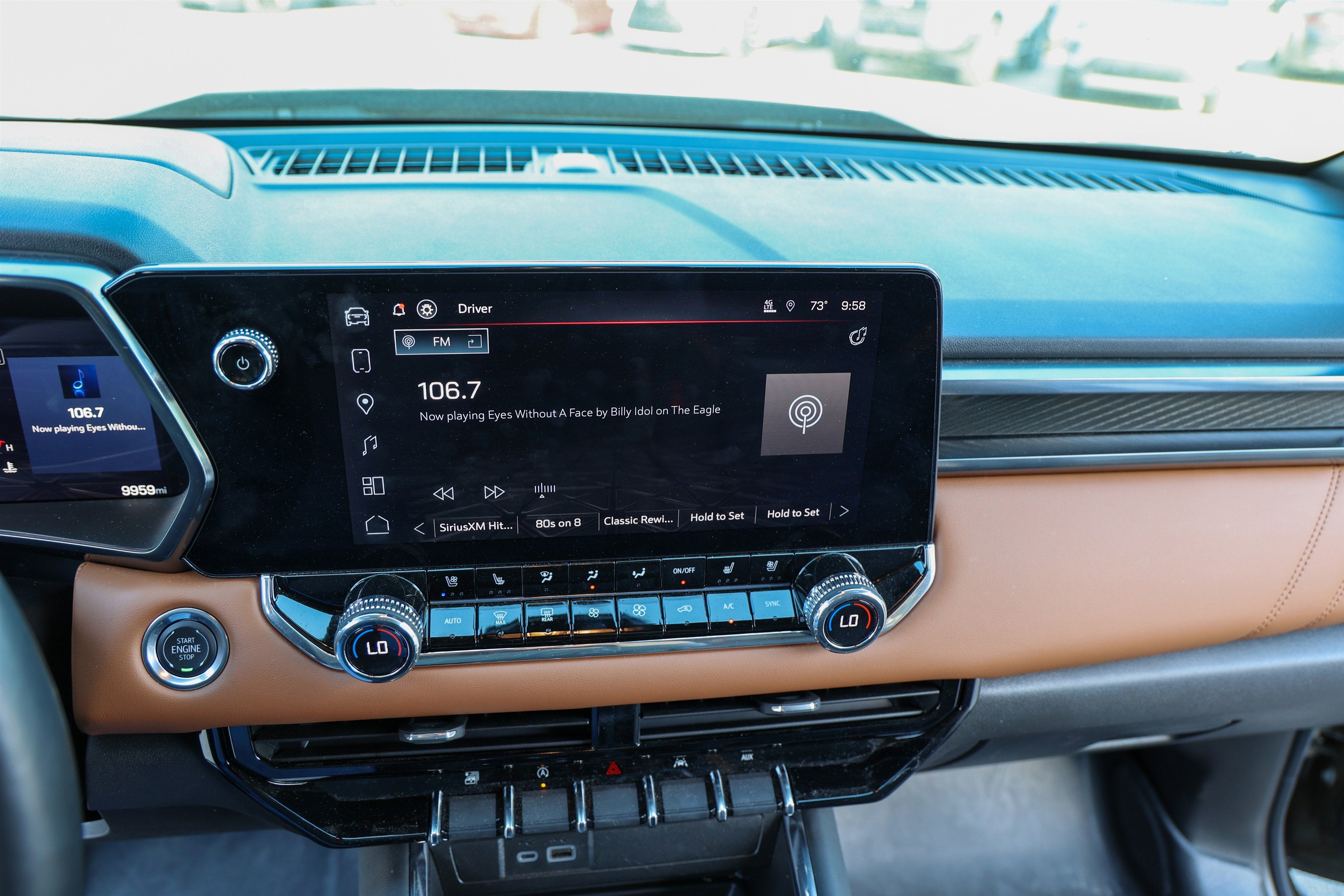 2025 GMC Canyon 4WD AT4