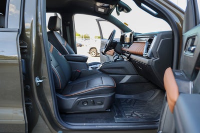 2025 GMC Canyon 4WD AT4