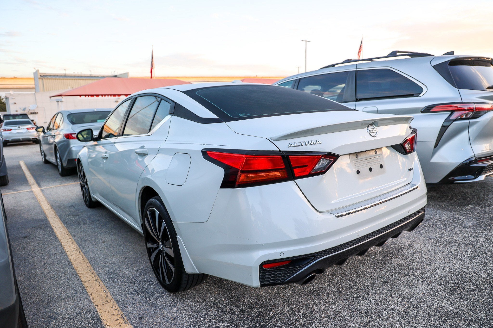 2022 Nissan Altima 2.5 SR