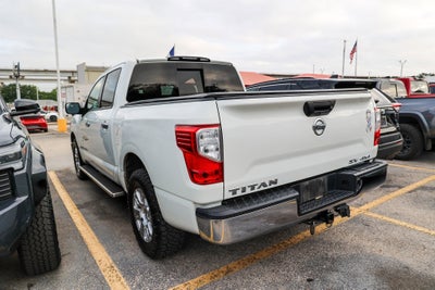 2018 Nissan Titan SV