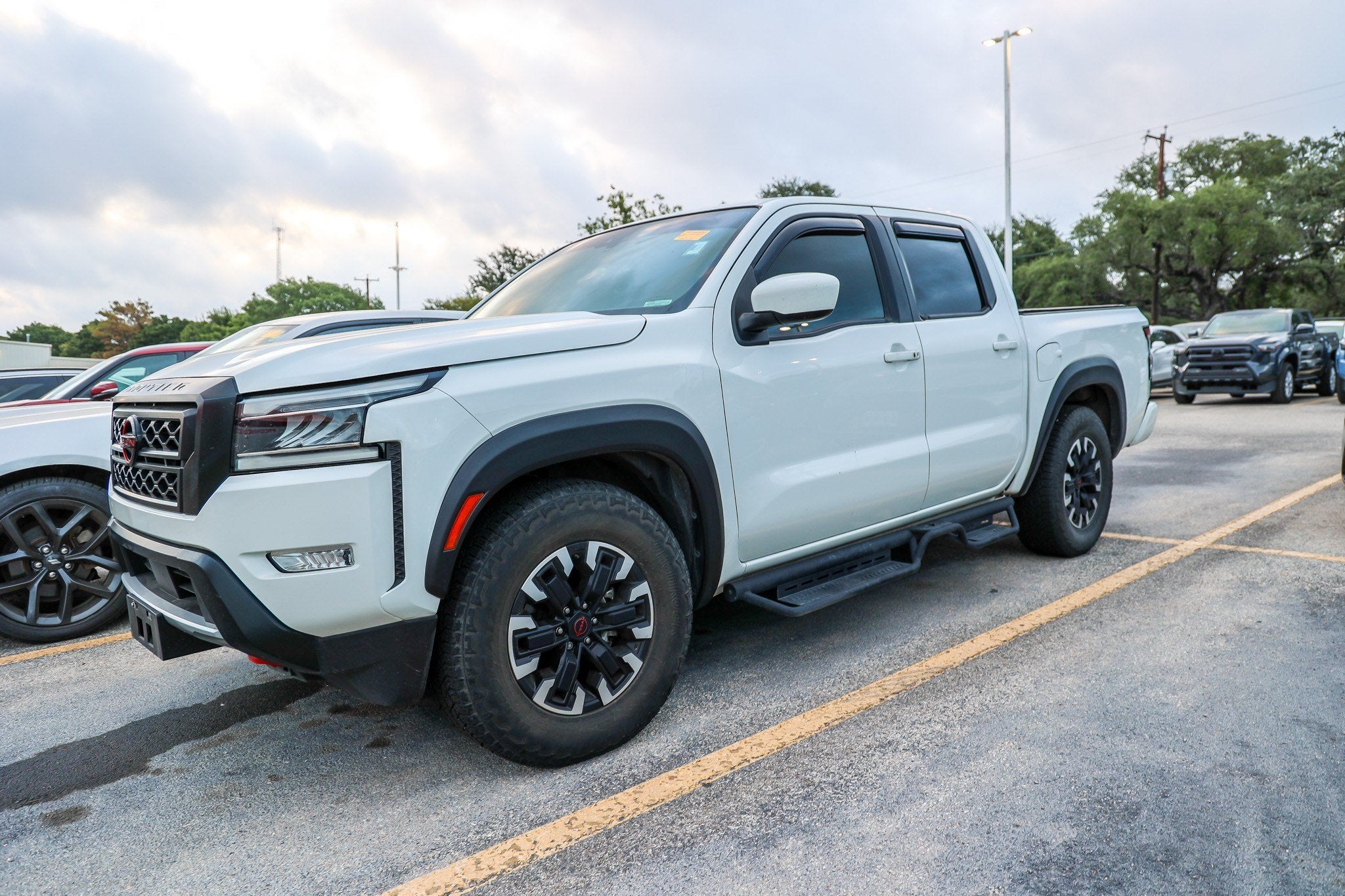 2024 Nissan Frontier PRO-X