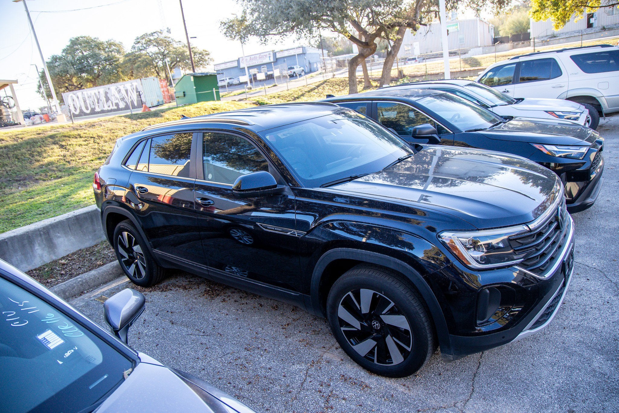 2025 Volkswagen Atlas Cross Sport 2.0T SE w/Technology