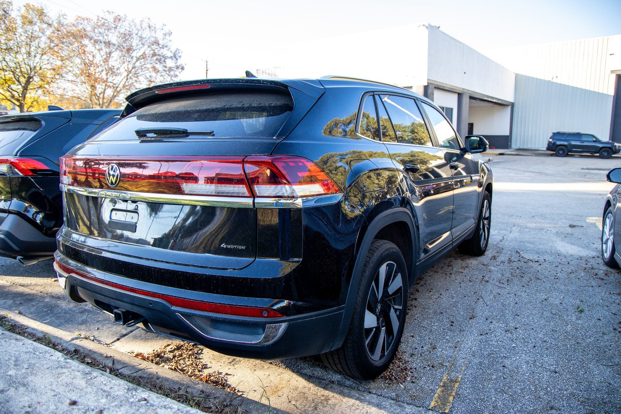 2025 Volkswagen Atlas Cross Sport 2.0T SE w/Technology