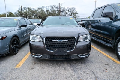 2021 Chrysler 300 Touring