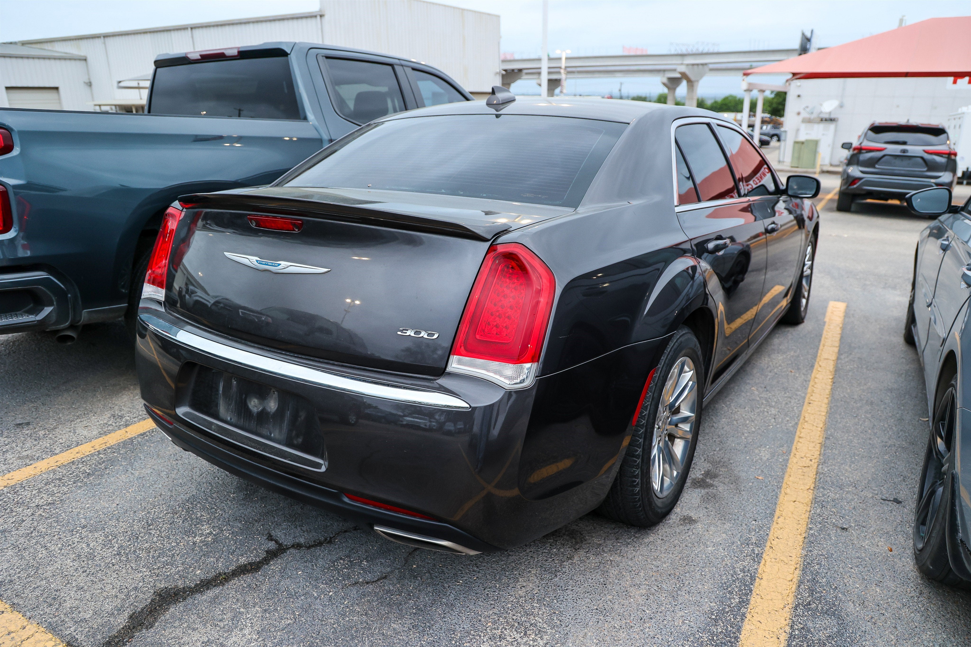 2021 Chrysler 300 Touring