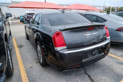 2021 Chrysler 300 Touring