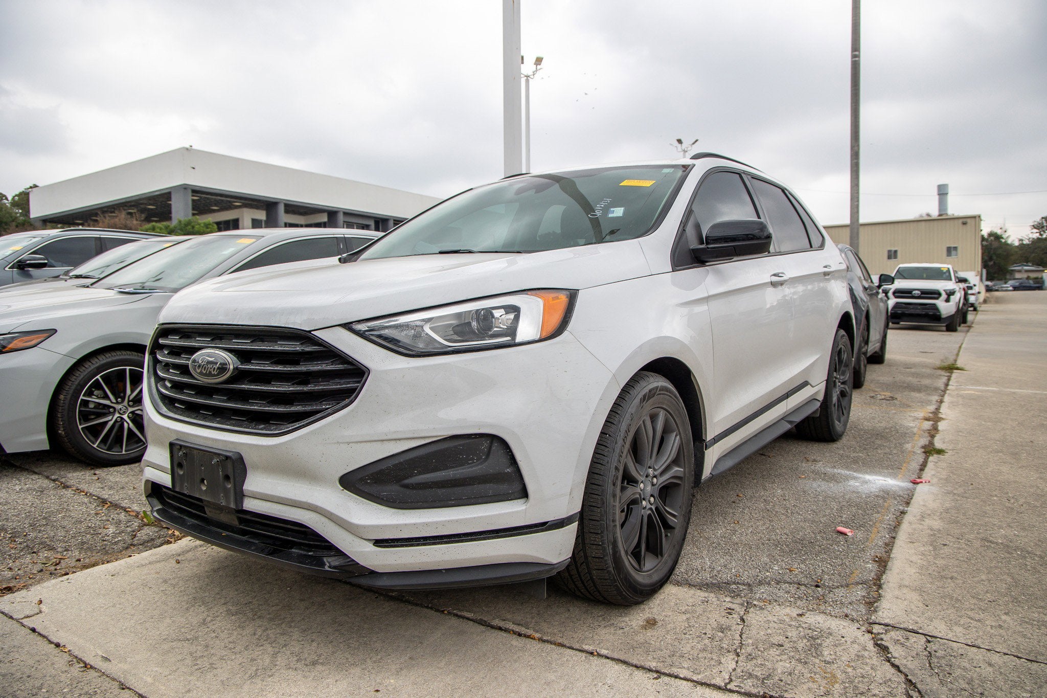 2022 Ford Edge SE