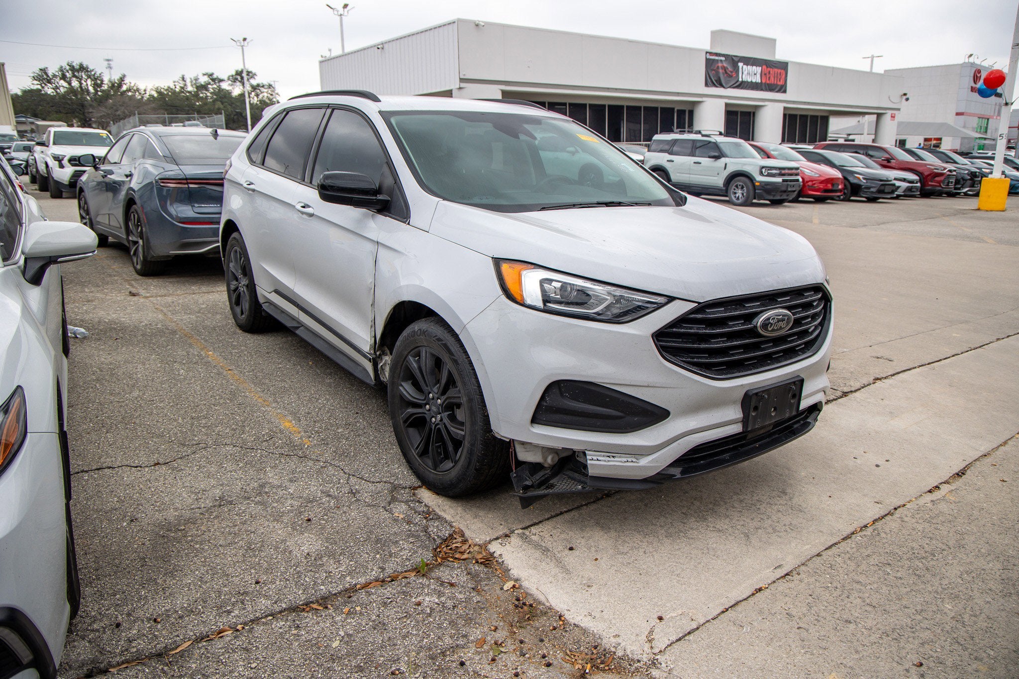 2022 Ford Edge SE