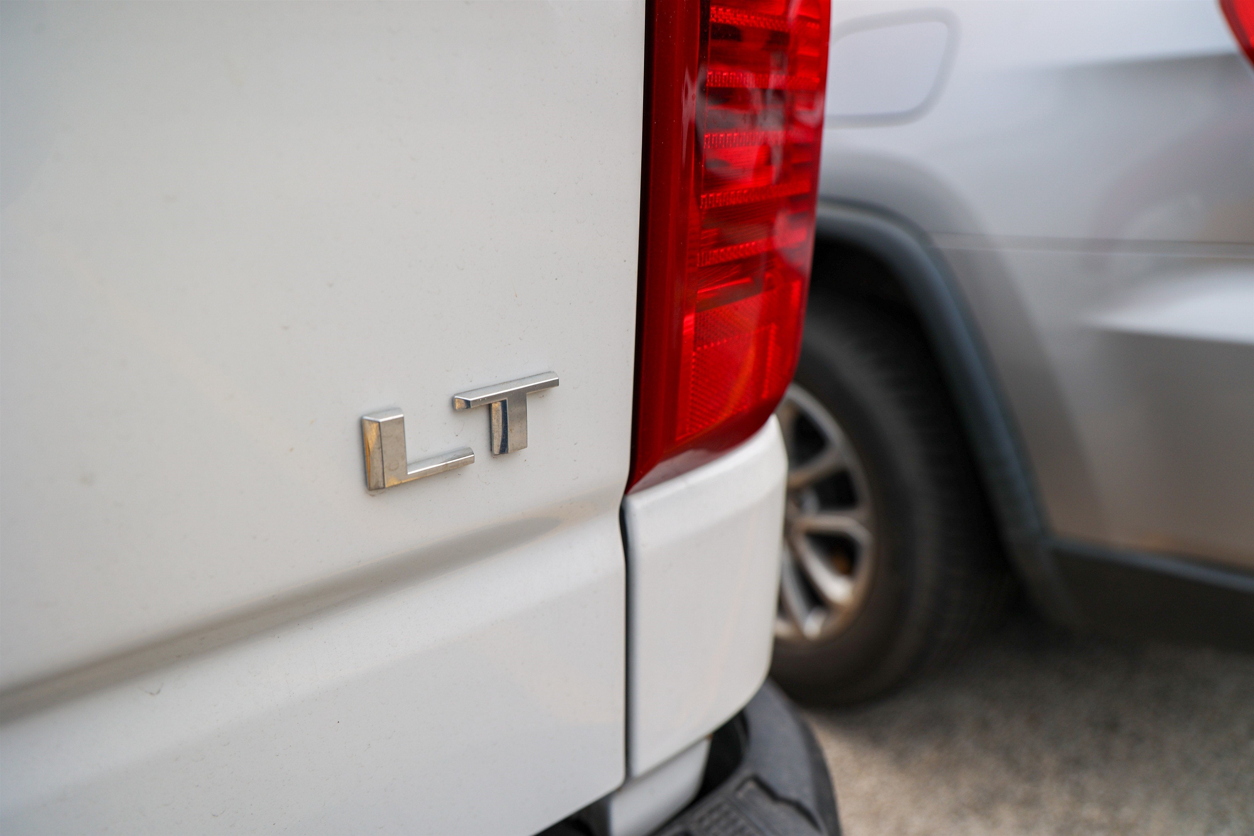 2025 Chevrolet Silverado LT