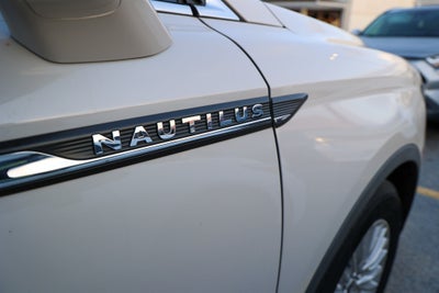 2019 Lincoln Nautilus Standard