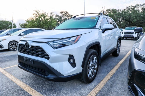 2025 Toyota RAV4 XLE Premium