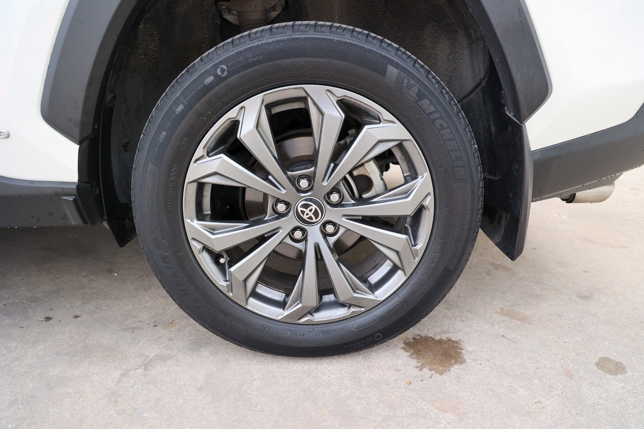 2022 Toyota RAV4 HYBRID Hybrid XLE Premium