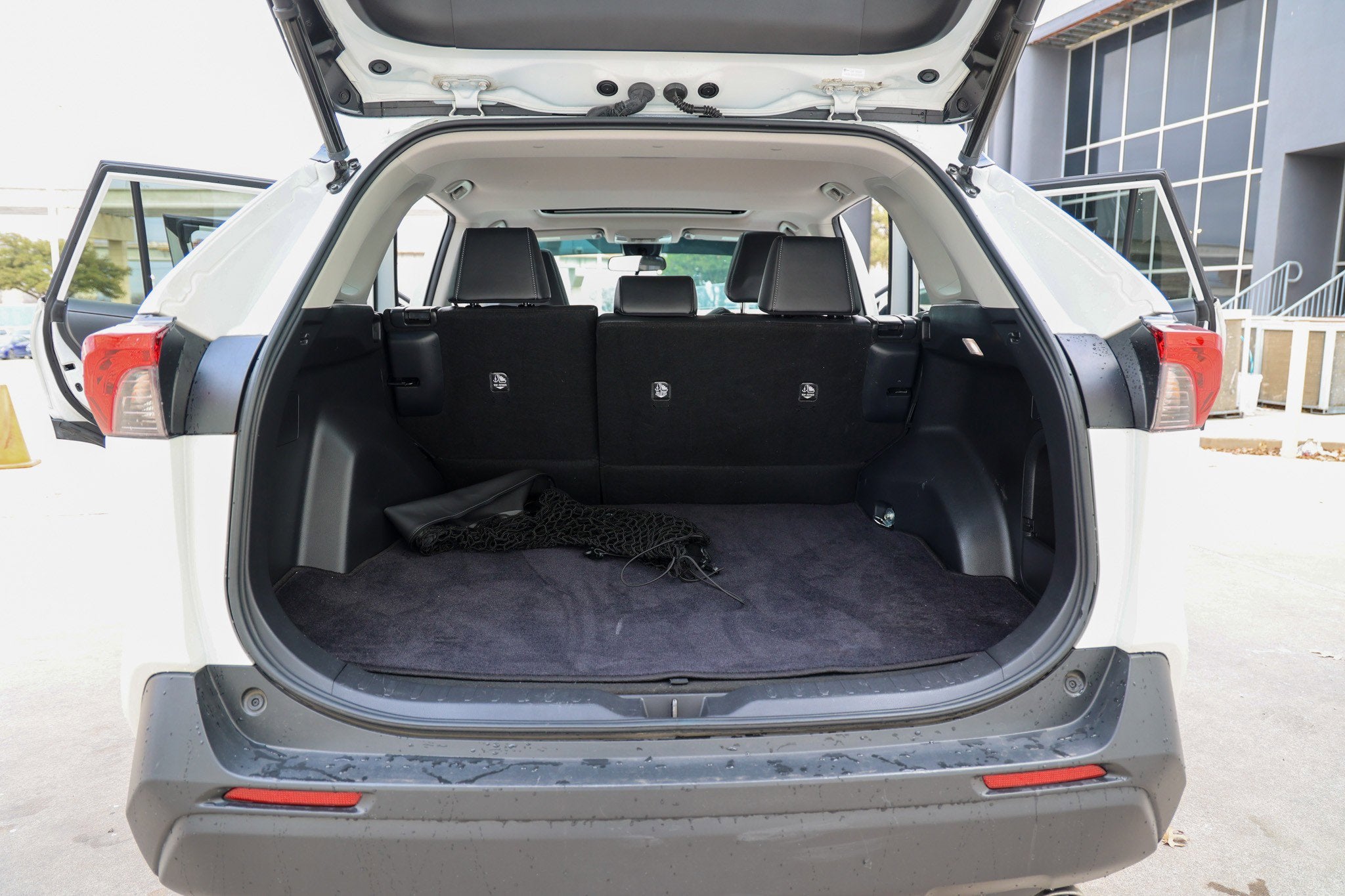 2022 Toyota RAV4 HYBRID Hybrid XLE Premium