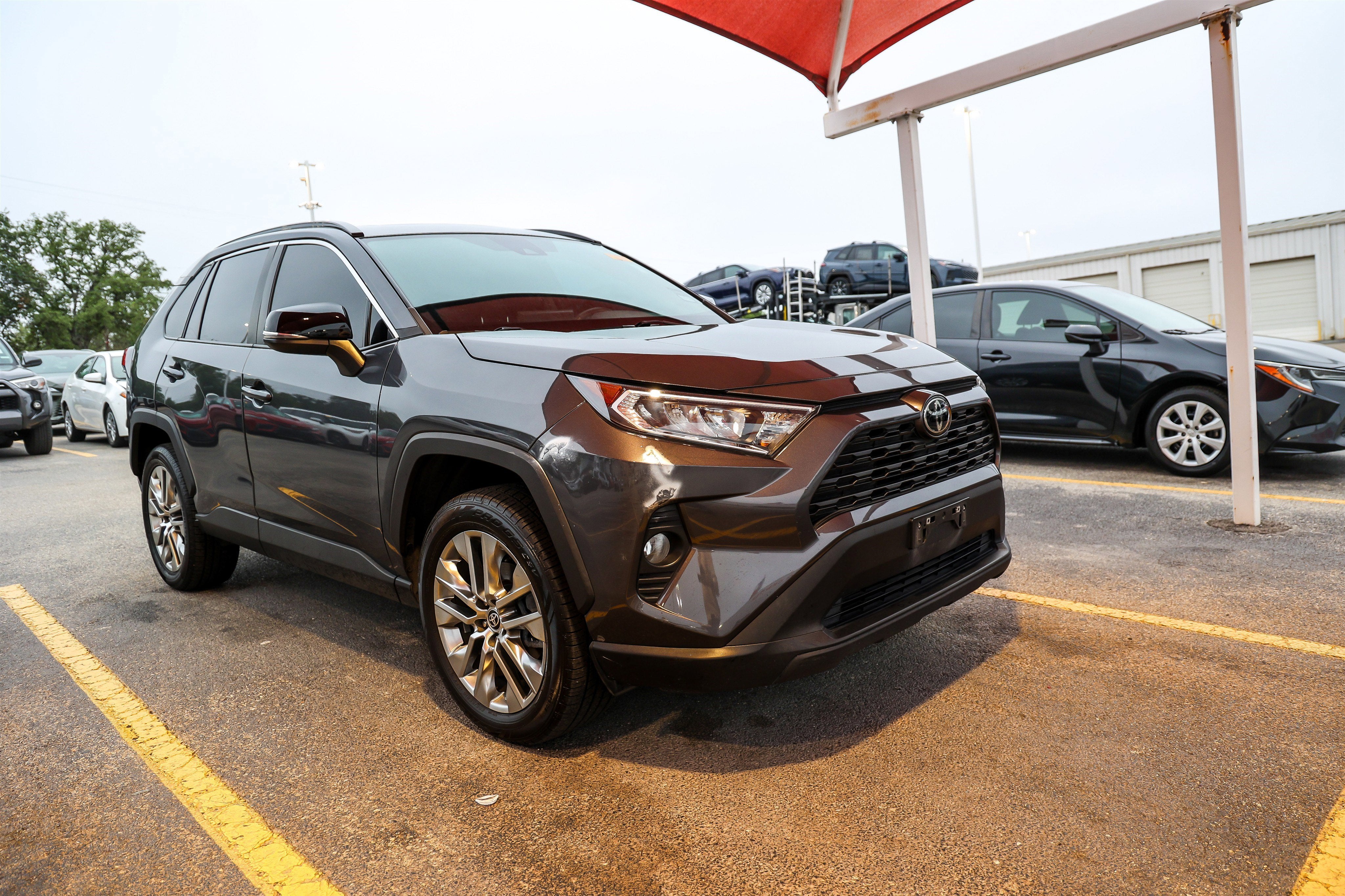 2021 Toyota RAV4 XLE Premium