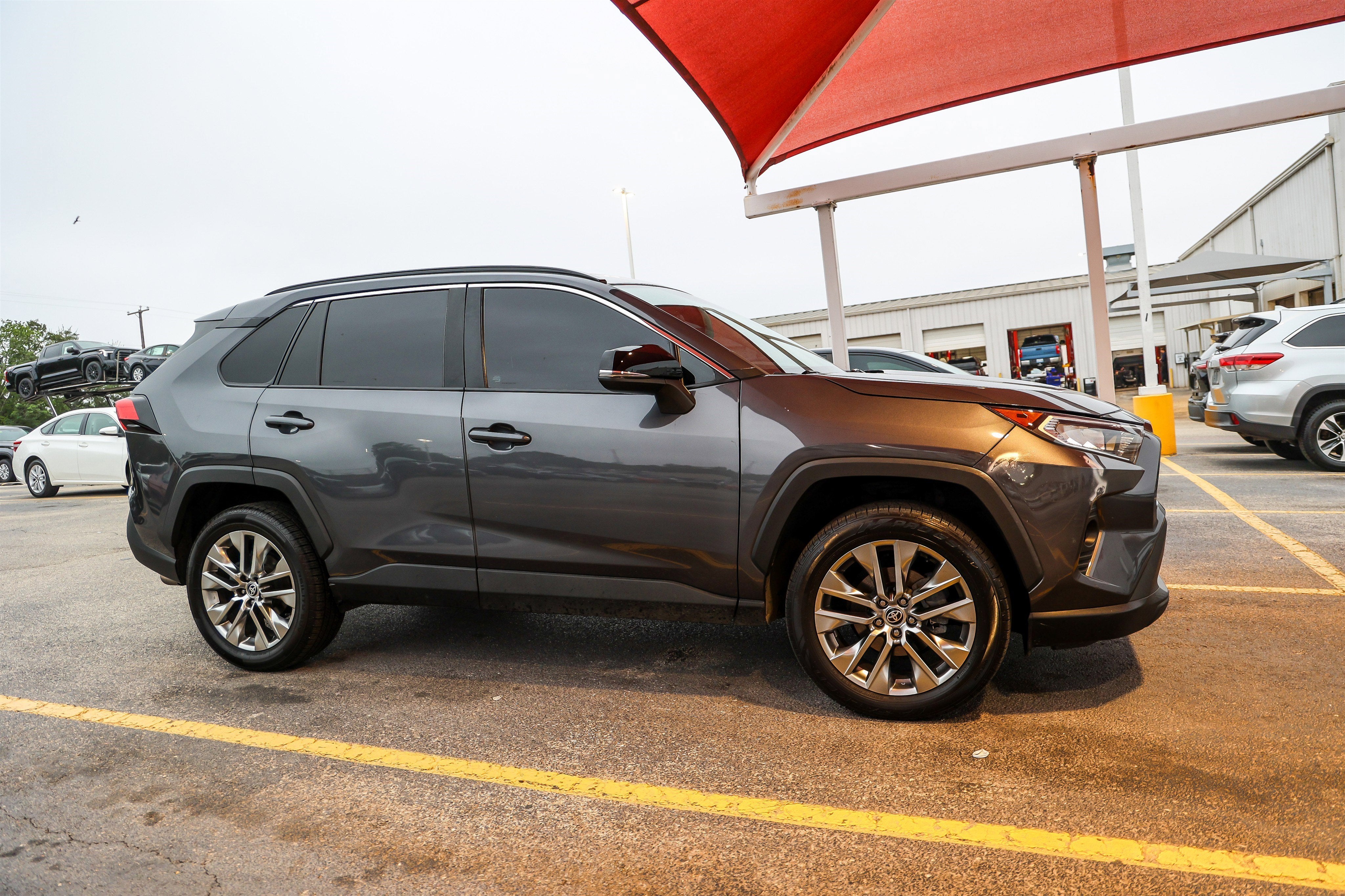 2021 Toyota RAV4 XLE Premium