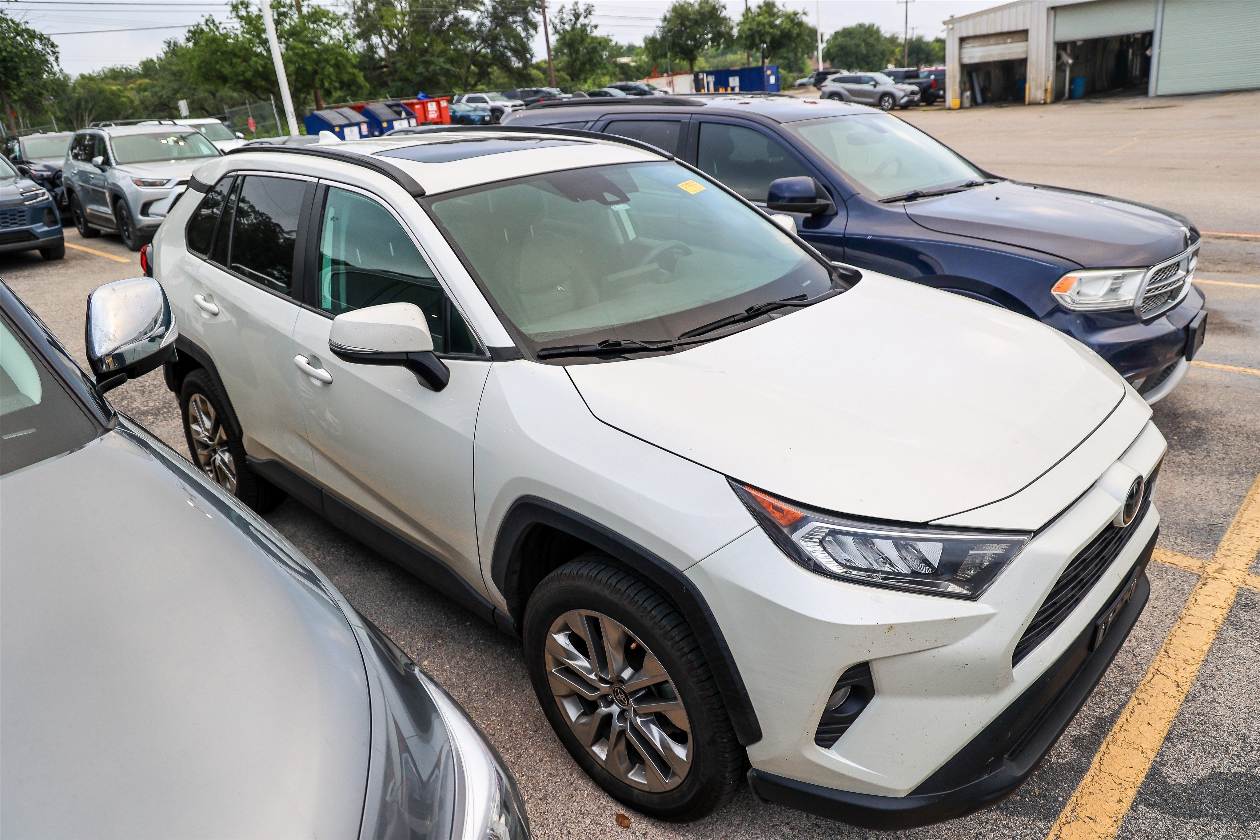 2021 Toyota RAV4 XLE Premium