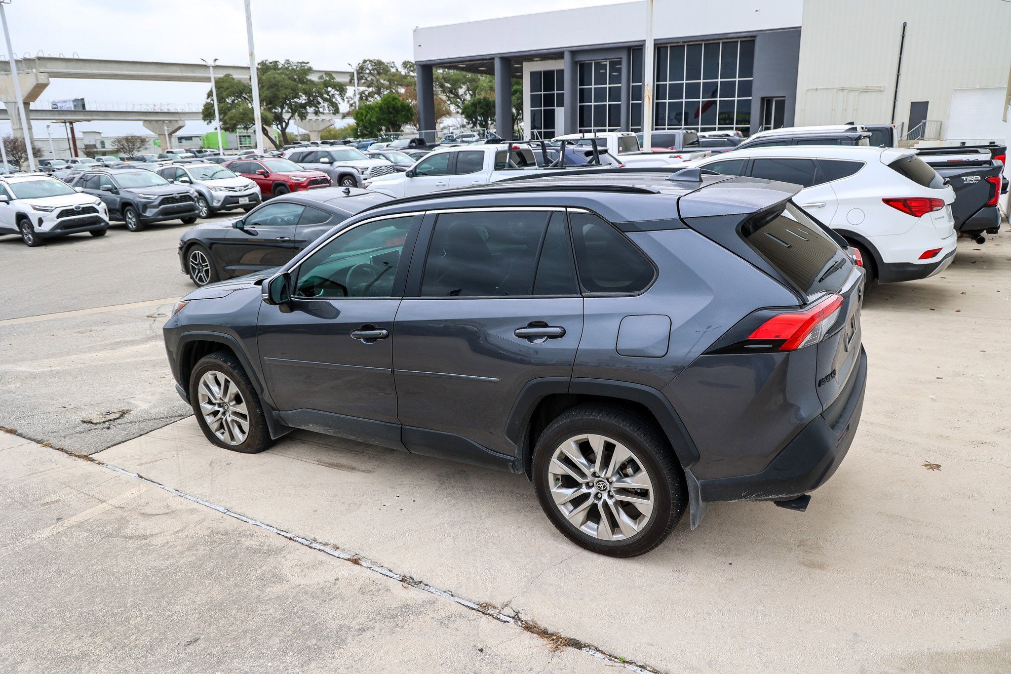 2024 Toyota RAV4 XLE Premium