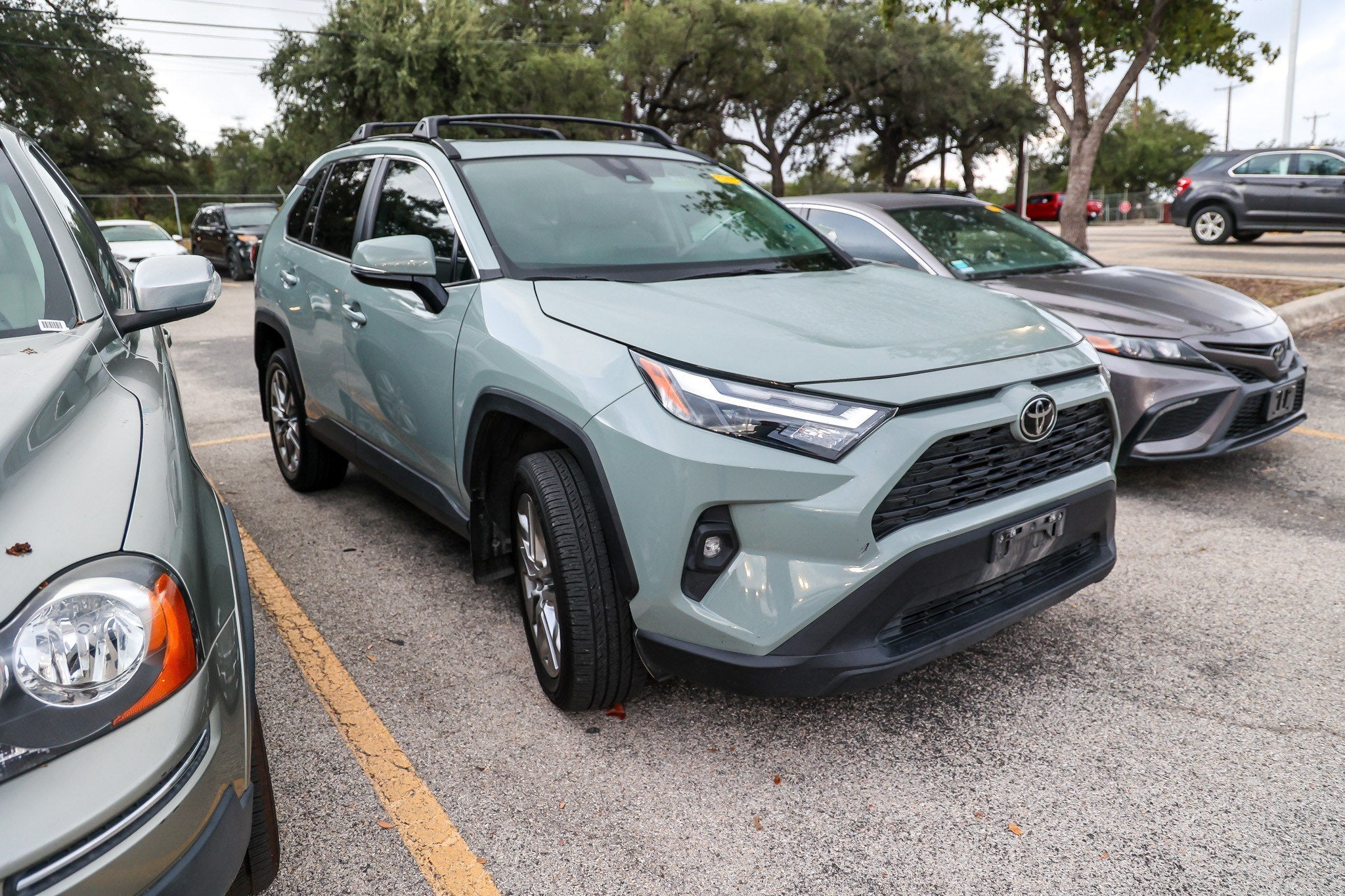 2023 Toyota RAV4 XLE Premium