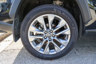 2025 Toyota RAV4 XLE Premium