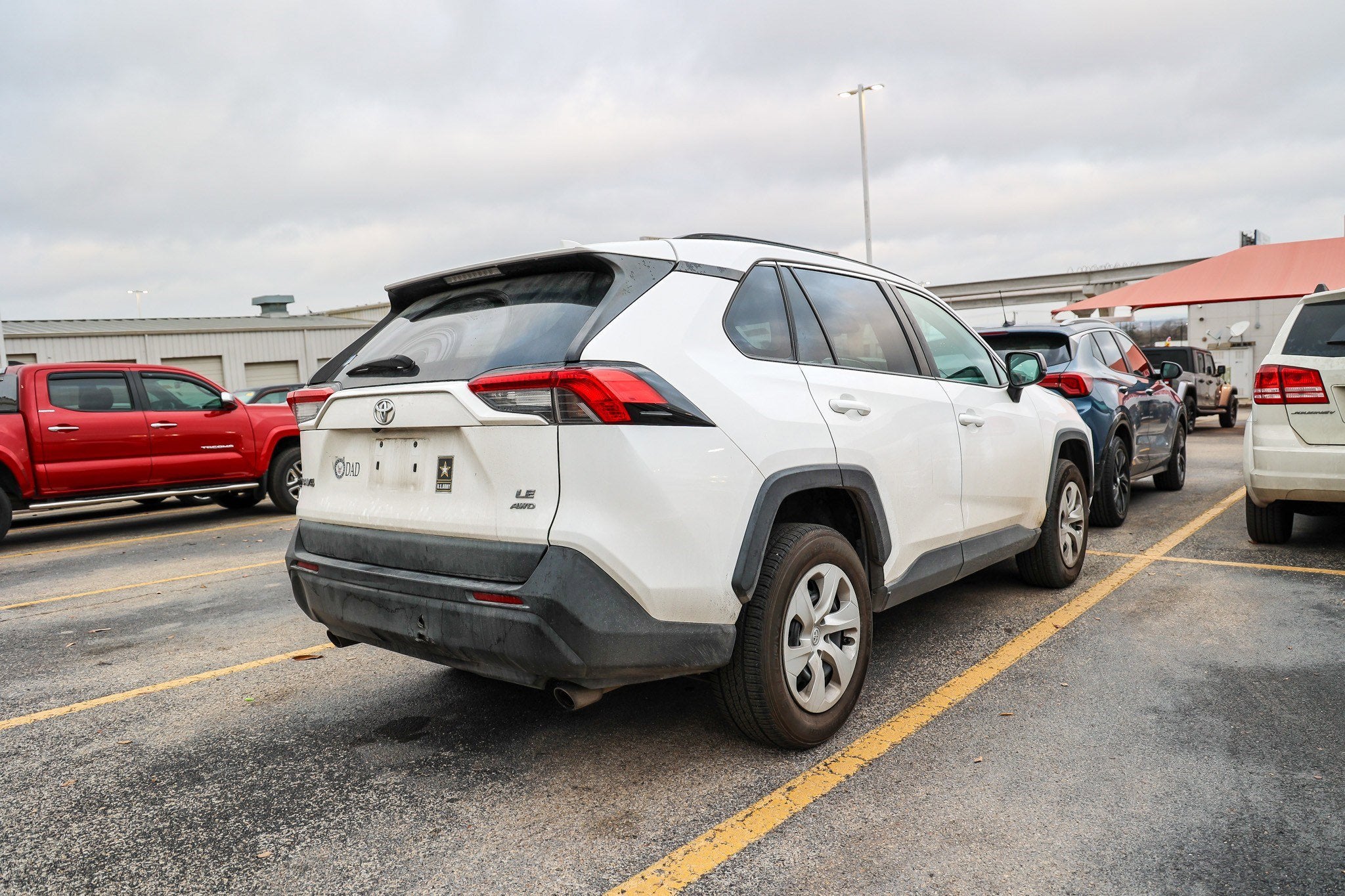2021 Toyota RAV4 LE