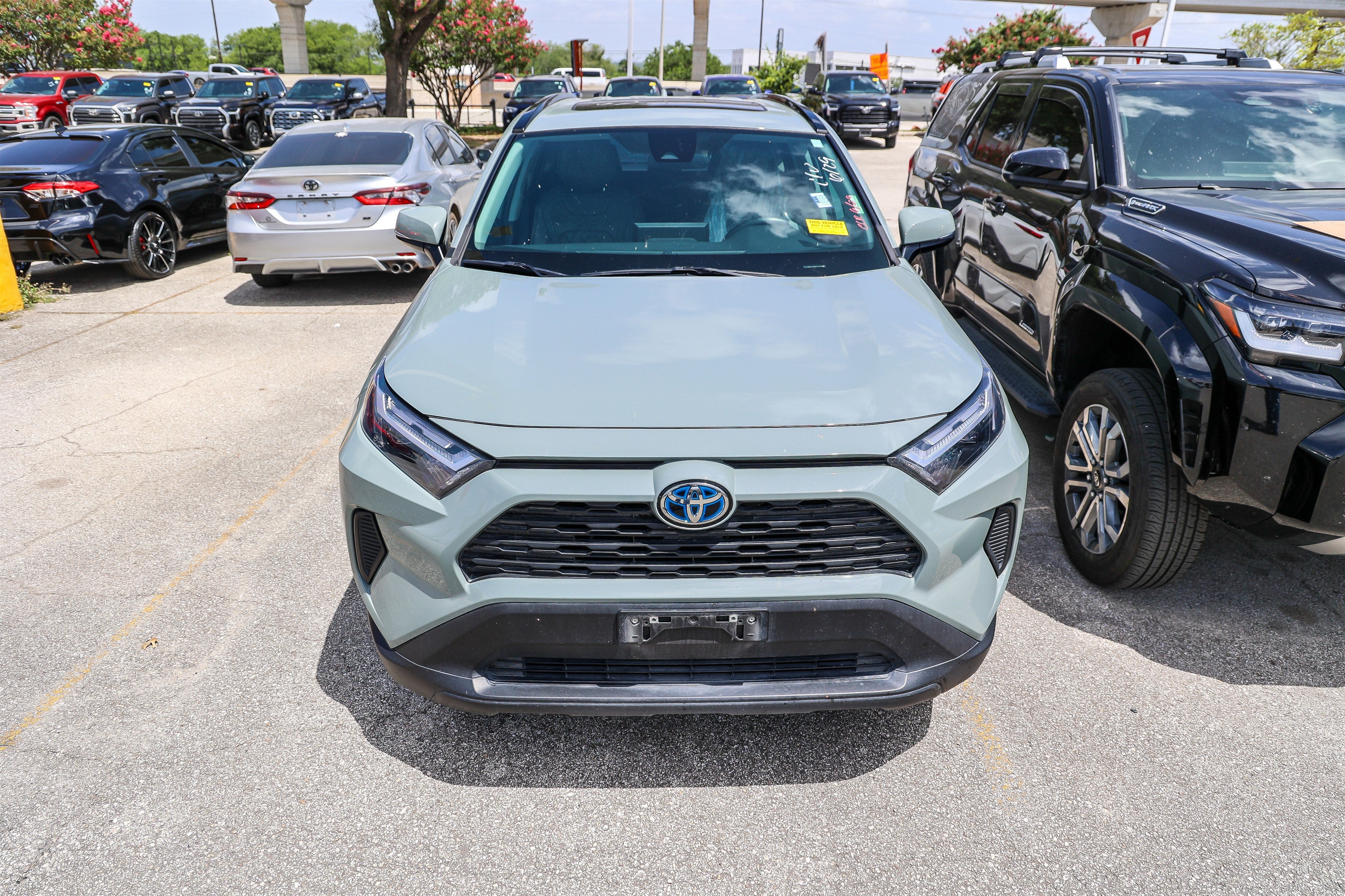 2022 Toyota RAV4 Hybrid Hybrid XLE